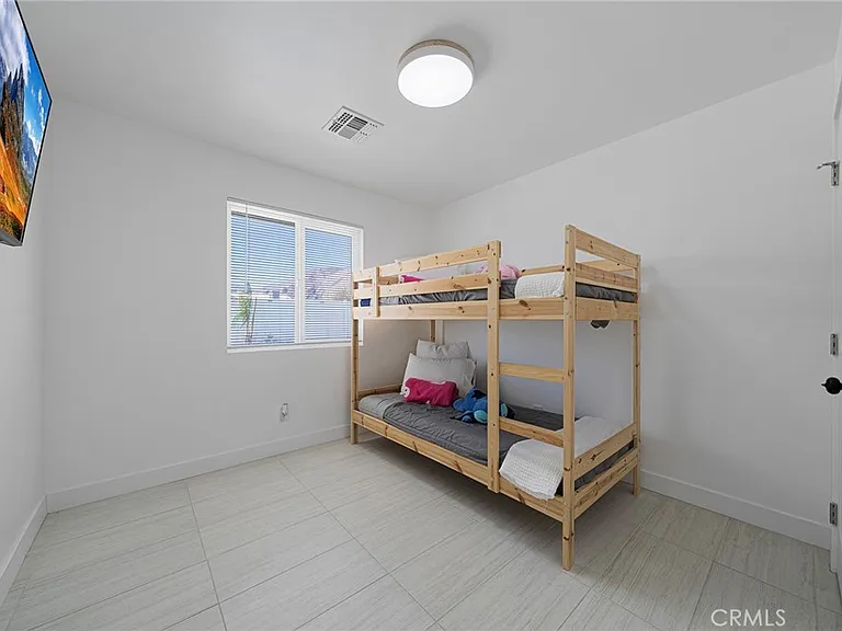 373 W Avenida Cerca — Photo 26