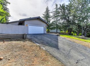 3678 Montclair Rd, Cameron Park, CA 95682