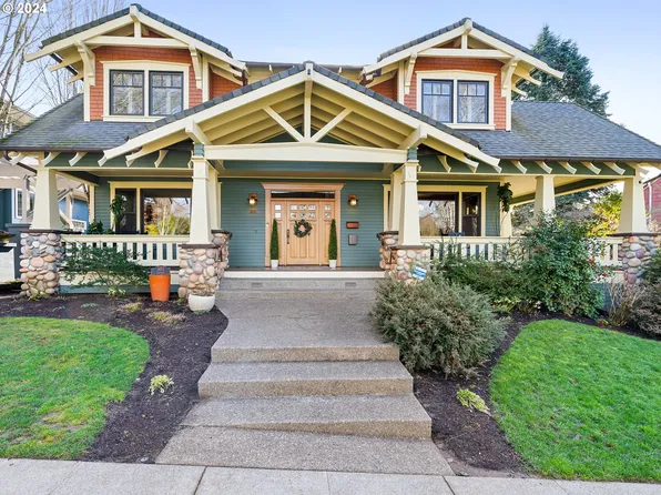 3652 SE Glenwood St Unit A, Portland, OR 97202