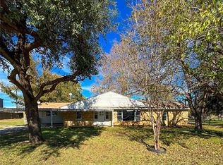 159 W Reno Rd, Azle, TX 76020