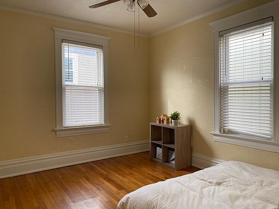 4th image of 101 W 36th St APT 4