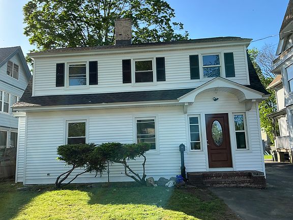 2nd image of 200 Elmwood Ave