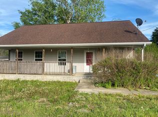 309 1st St, Clay, KY 42404