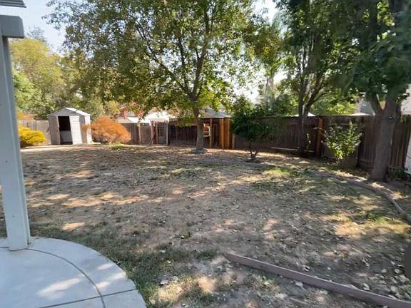 2nd image of 4915 Willow Rock Way