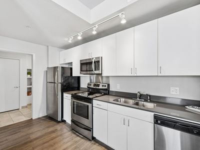 The Seven - 1029 NE 6th St Oklahoma City OK (5 units available