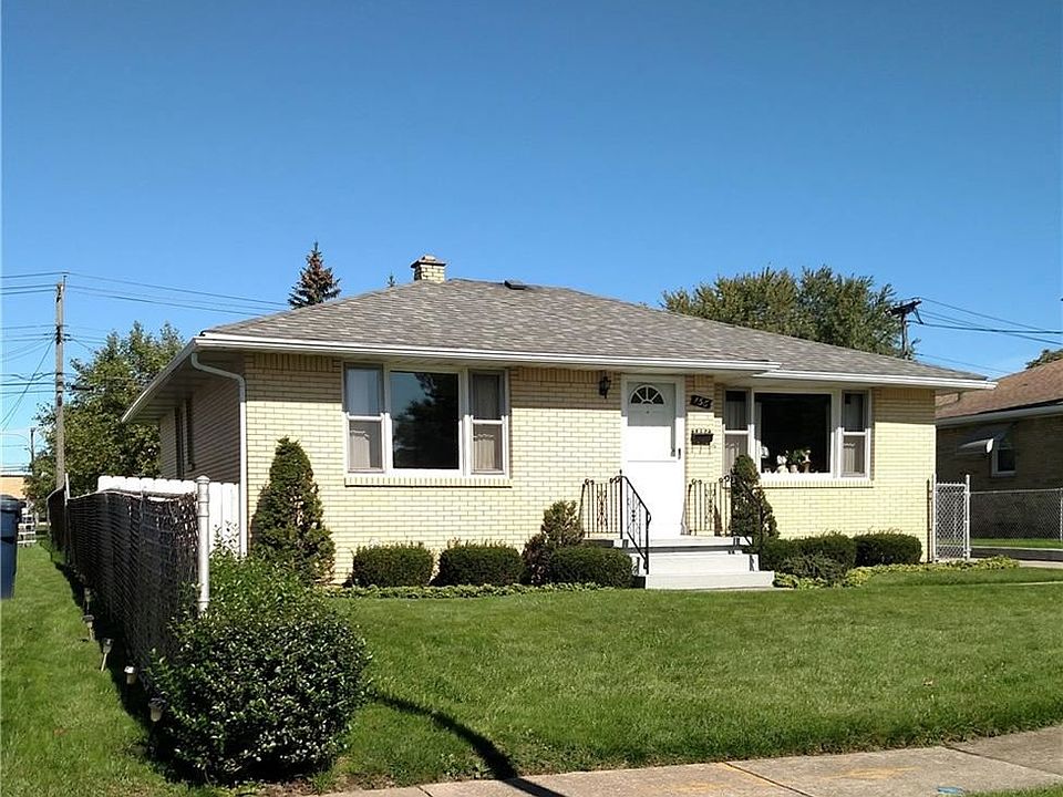 1st image of 156 Shannon Dr