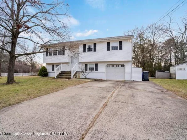 430 W Lake Drive, Brick, NJ 08724