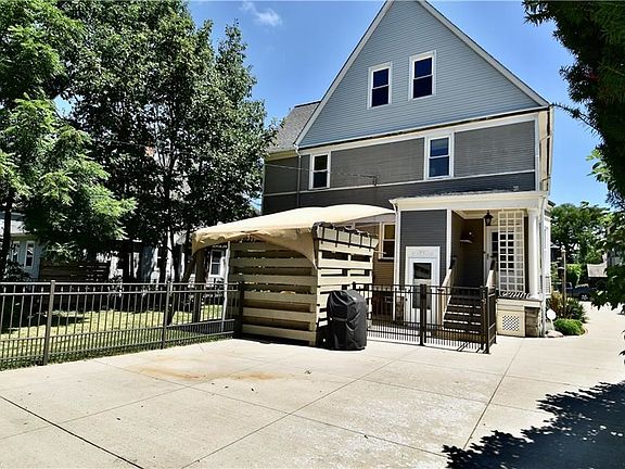 5th image of 1466 Grace Ave