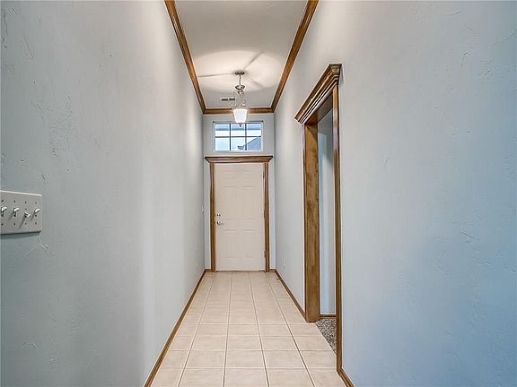 4th image of 11120 Arbor Lake Dr