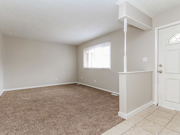 3rd image of 3841 N Sadlier Dr