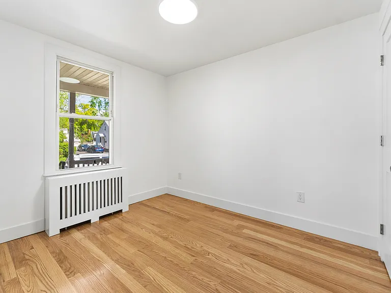 23 Aubrey St #1 — Photo 10
