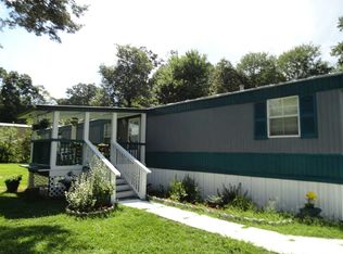 39 Raines Rd, Farmville, VA 23901