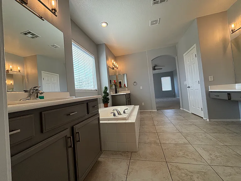 4912 Capo Gallo St — Photo 40