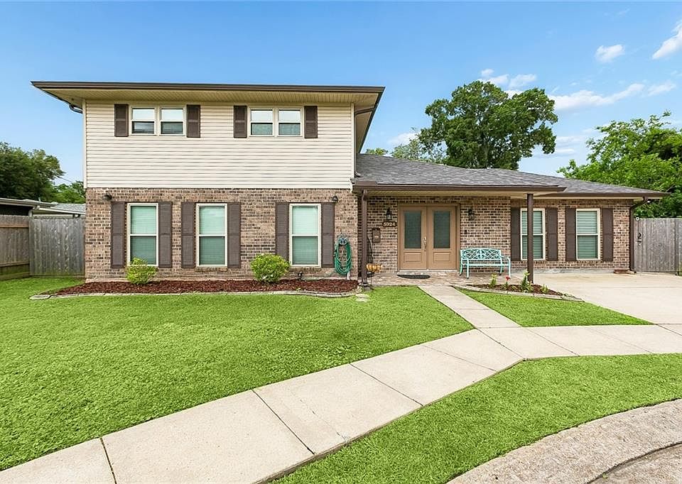 1st image of 5924 Bellingham Pl