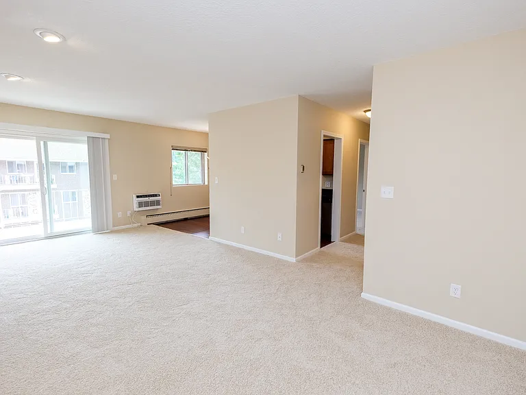Parkview Court — Photo 16