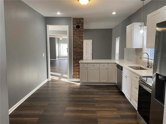805 Gladstone Ave — Photo 12