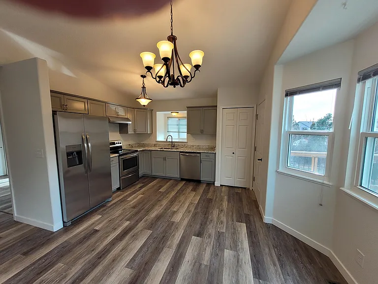 7260 Julynn Rd — Photo 5