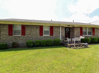 801 Mildred St, Versailles, KY 40383