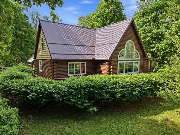 13723 Old Lake Rd, East Springfield, PA 16411