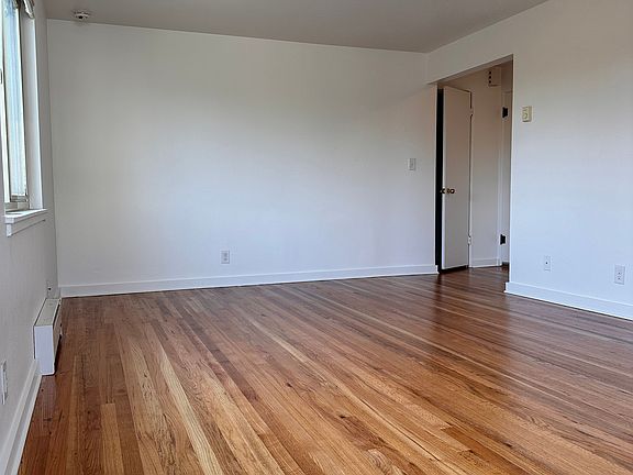5th image of 4203 Evanston Ave N APT 201