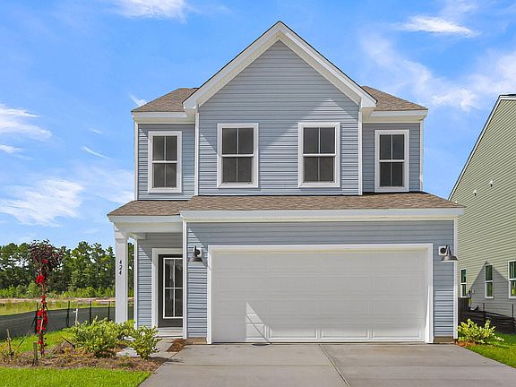 2nd image of 424 Colfax Ln