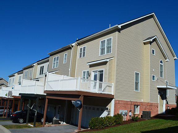 2nd image of 356 Bluestone Dr
