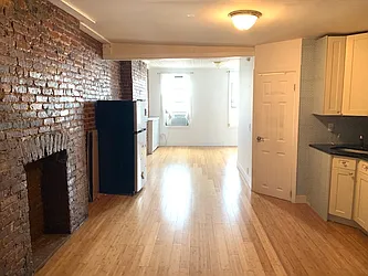 Rented by Premier Metro Realty Corp