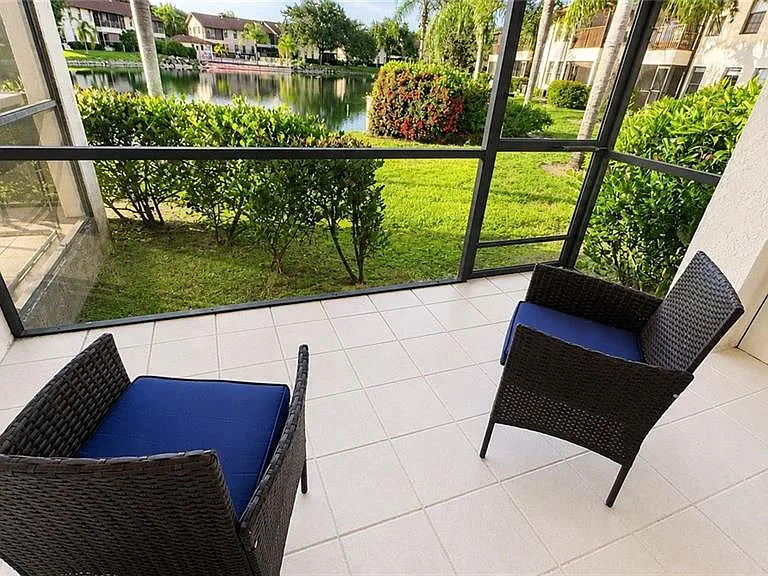 Treetops Dr — Photo 17