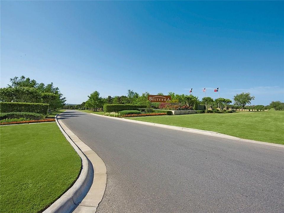 2nd image of 364 Seneca Dr