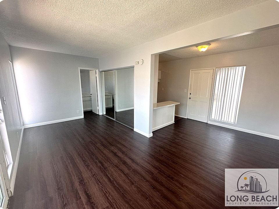 1st image of 859 W 19th St APT 16