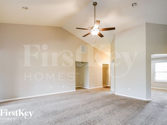 3rd image of 5696 W Port Dr