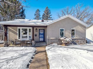1389 Sumner St, Saint Paul, MN 55116