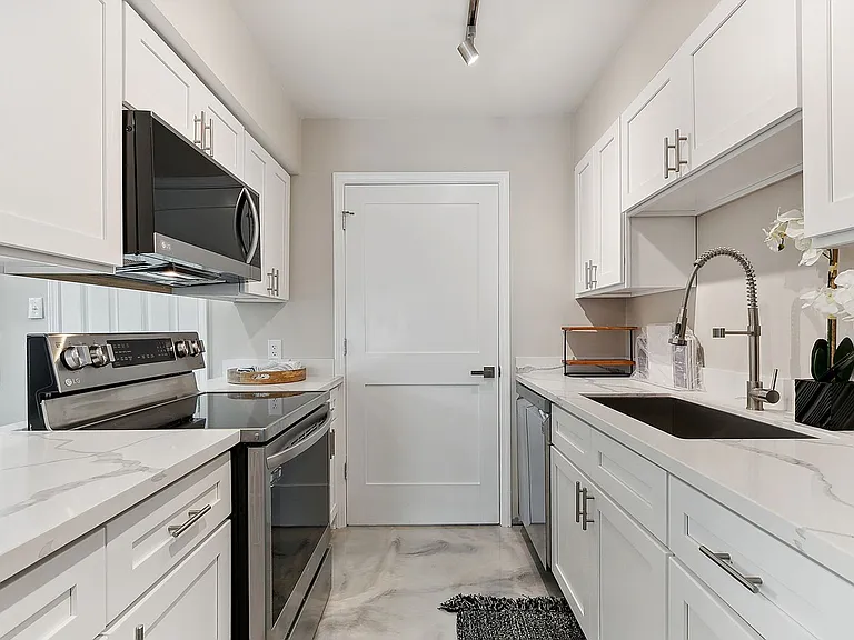 417D Sugar Pine St — Photo 4
