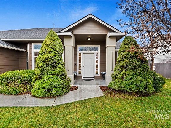 2nd image of 2123 E Harbour Grove Dr