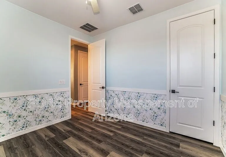 22555 N Diamond Dr — Photo 21