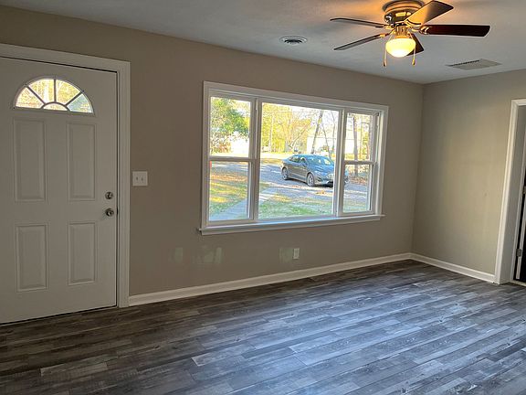 2nd image of 139 Jesters Ln