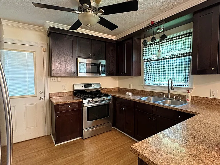 5520-372 County Road 5520 — Photo 5