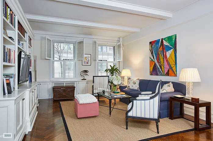 103 E 84th St #2B photo 1