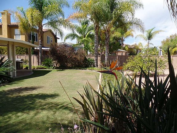 5th image of 1321 E Vaquero Ct