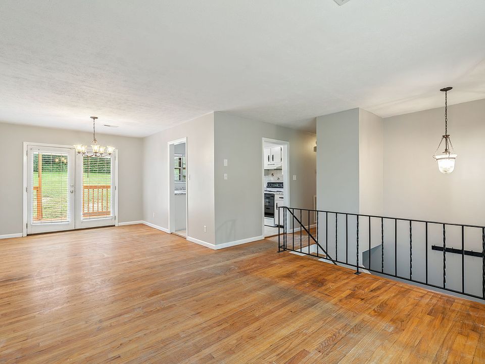 1st image of 5201 Aubrey Ln