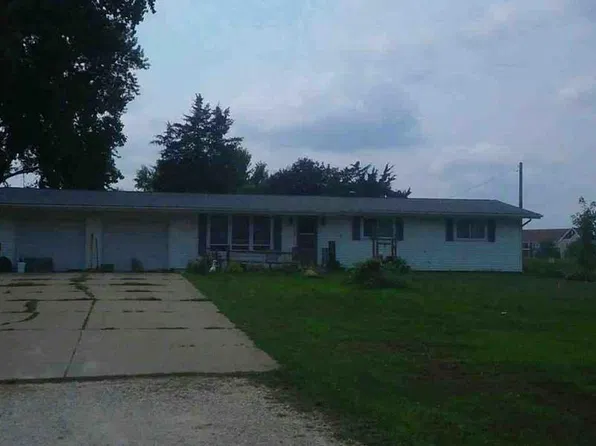 1501 Haskell St, Burlington, IA 52601