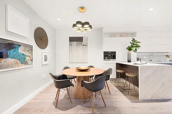 Rented by Compass | media 12