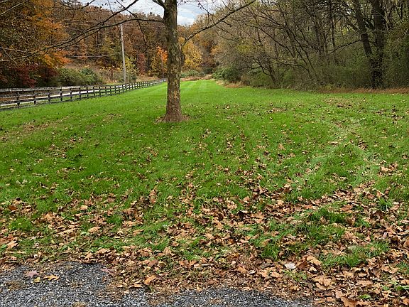 Enter drive  left view