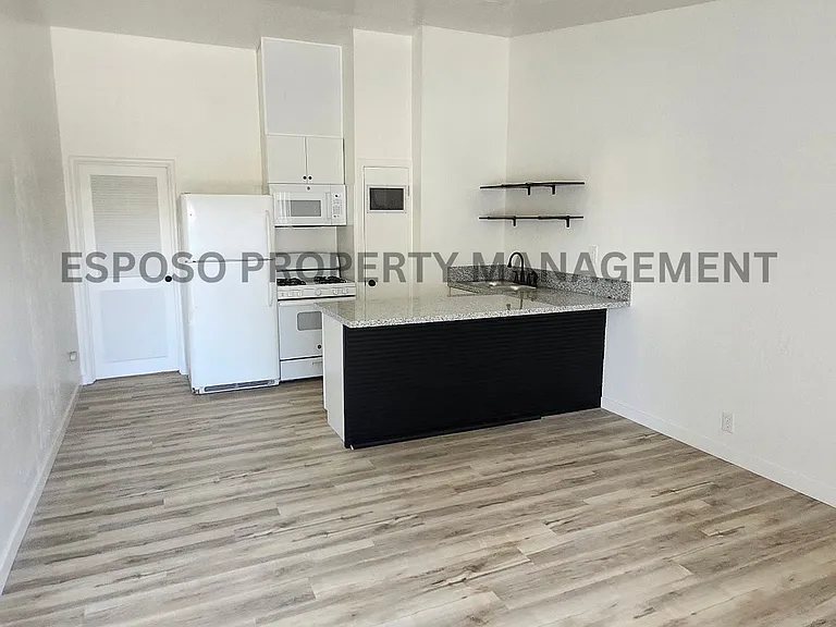 1944 E Fedora Ave #1944 — Photo 1