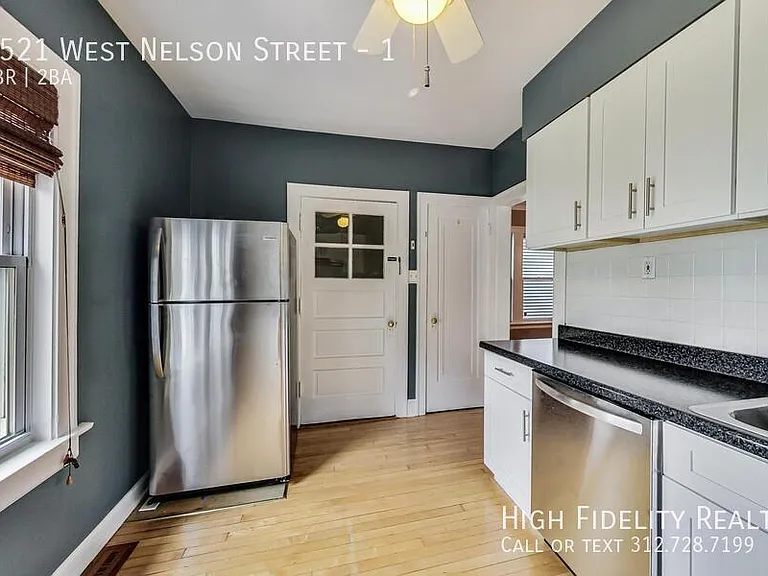 1521 W Nelson St #1 — Photo 9