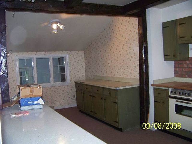 4th image of 4 & 10 MAIN Street