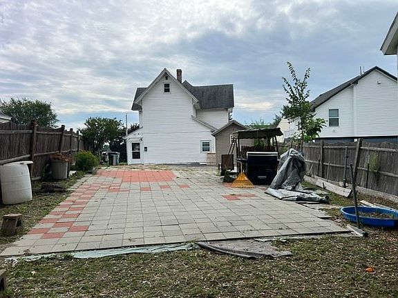 5th image of 49 Liberty St