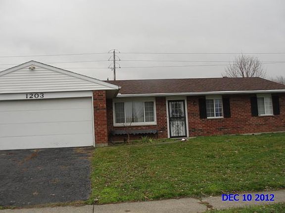 3rd image of 1203 Arkansas Dr