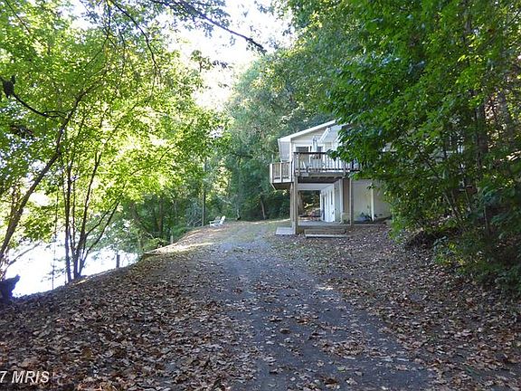 2nd image of 1538 Riverview Shores Dr