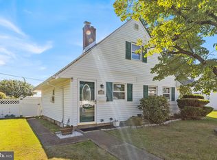 9323 Treaty Rd, Philadelphia, PA 19114